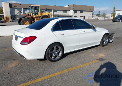 2017 Mercedes-Benz C 300 Sport из США, поврежденный, VIN 55SWF4JB9HU193938